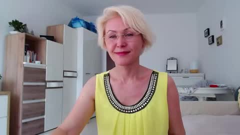 Jasmin room for people 40 online show from April 17, 2026, 12:52 pm