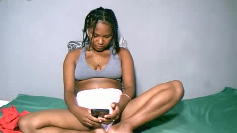 jasminah176750 online show from February 12, 2026, 4:13 pm