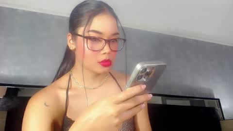 Jazmin online show from September 12, 2025, 9:15 pm