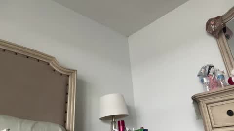 Jasmine Tate online show from March 18, 2026, 7:28 pm