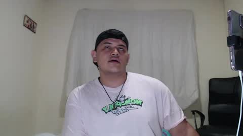 jason_boy_ online show from April 15, 2026, 5:58 am