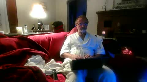 Jason online show from October 31, 2025, 8:04 am