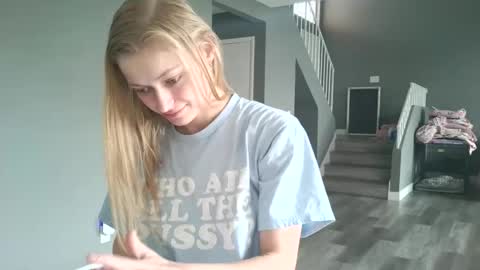 Snapshot of jasonsweets chatting on April 6, 2026, 5:58 pm Jason Sweets online show from April 6, 2026, 5:58 pm
