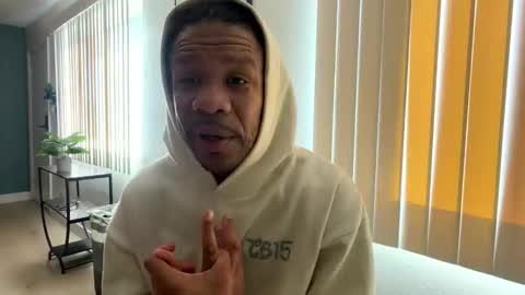 Snapshot of jasonsweets chatting on May 6, 2026, 2:33 pm Jason Sweets online show from May 6, 2026, 2:33 pm