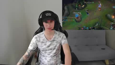 jasper__thompson online show from December 27, 2024, 9:22 pm