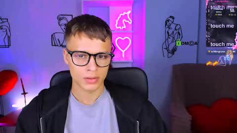 Snapshot of jasper_deeper chatting on September 23, 2025, 7:17 pm jasper_deeper online show from September 23, 2025, 7:17 pm