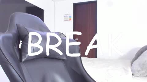 JBrooksXx online show from March 12, 2025, 2:56 pm