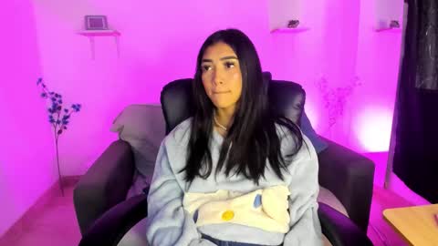 Jaulyn online show from March 13, 2026, 11:50 am