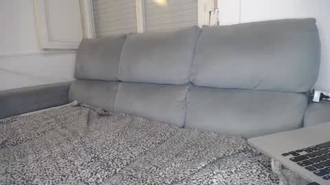 Javier  online show from December 20, 2024, 11:05 pm