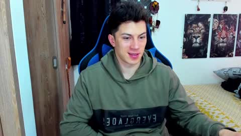 Snapshot of javiersexymann chatting on December 17, 2024, 5:36 pm Javier online show from December 17, 2024, 5:36 pm