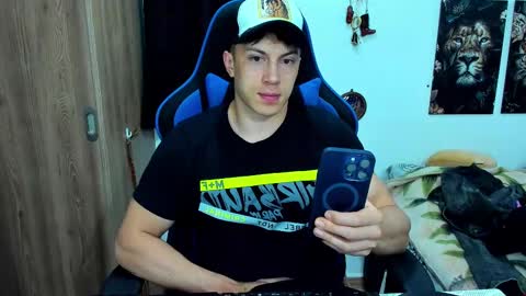 Snapshot of javiersexymann chatting on February 10, 2025, 2:19 am Javier online show from February 10, 2025, 2:19 am