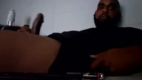 jaxstrong7 online show from March 2, 2025, 12:01 pm