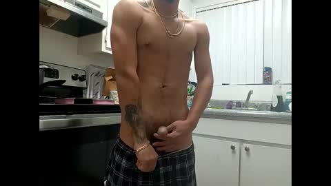 j2solid online show from February 7, 2025, 1:22 pm