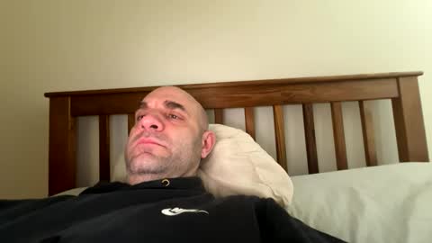 jaybee0986 online show from May 13, 2026, 4:26 pm
