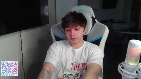 Snapshot of jayce_icestone chatting on April 25, 2026, 2:58 pm Jayce online show from April 25, 2026, 2:58 pm