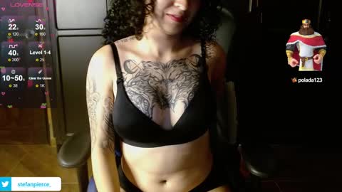 Snapshot of jaydensalvatore_ chatting on February 15, 2025, 1:10 am      online show from February 15, 2025, 1:10 am