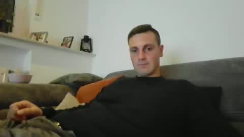 Snapshot of jayfex97 chatting on September 22, 2025, 8:22 pm jayfex97 online show from September 22, 2025, 8:22 pm