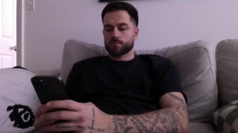 jayg333 online show from April 3, 2026, 1:09 pm