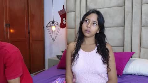 jazmin_and_jose online show from December 14, 2025, 1:27 pm