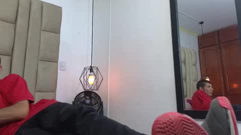 jazmin_and_jose online show from December 20, 2025, 7:10 pm