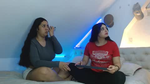 Snapshot of jazmin_dharius chatting on October 17, 2025, 9:45 am Jazmin and Scarlett online show from October 17, 2025, 9:45 am
