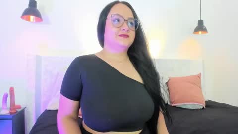 Snapshot of jazmin_flores1 chatting on May 3, 2026, 10:27 pm Jazmin online show from May 3, 2026, 10:27 pm