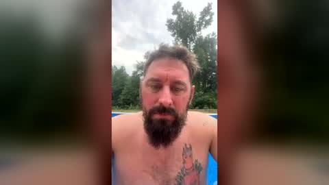 jazmine_jr_cruz online show from June 8, 2026, 11:38 pm
