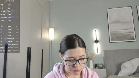 Mira the personal mirage D online show from December 22, 2025, 7:00 pm