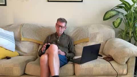 Jon online show from November 17, 2025, 2:34 pm