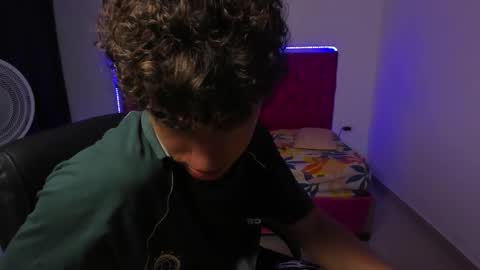 jean_burns online show from February 18, 2026, 9:22 pm