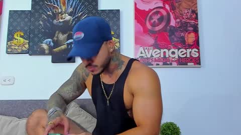 Snapshot of jean_lopez chatting on January 15, 2025, 3:43 am Jean axelcrow Modelo Independiente online show from January 15, 2025, 3:43 am