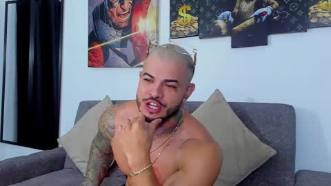 Snapshot of jean_lopez chatting on March 10, 2025, 3:23 am Jean axelcrow Modelo Independiente online show from March 10, 2025, 3:23 am