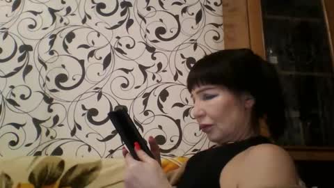 JeaneDavis online show from February 10, 2025, 1:11 pm