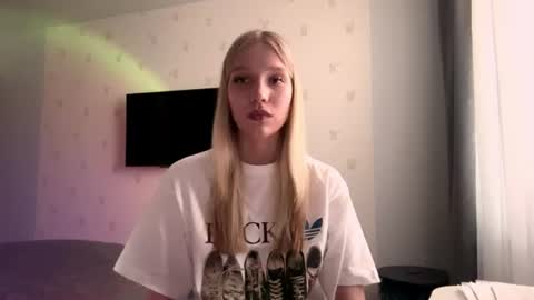 jeanmariemolsan online show from June 13, 2026, 8:34 am