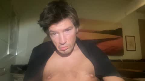 jeanslov online show from December 2, 2024, 4:20 am