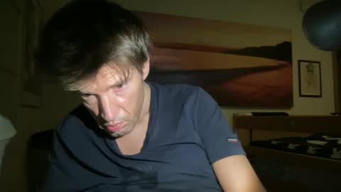 jeanslov online show from February 23, 2025, 3:02 am