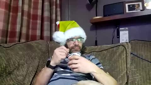 Snapshot of jediknight2 chatting on December 21, 2025, 10:50 pm Matt online show from December 21, 2025, 10:50 pm