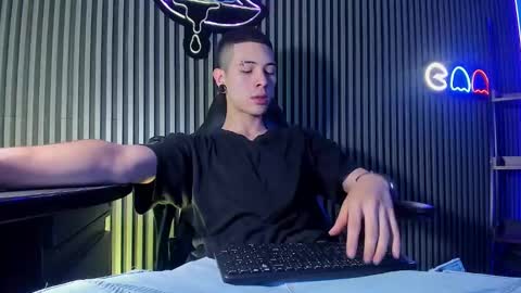 Jeff  online show from September 16, 2025, 1:01 pm