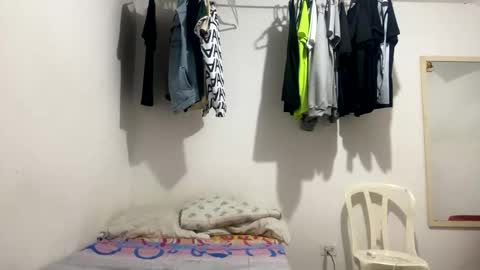 Snapshot of jeff_sexy754 chatting on October 30, 2025, 2:02 am jeff_sexy754 online show from October 30, 2025, 2:02 am