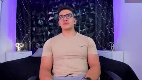 Jeff online show from November 7, 2025, 8:09 pm