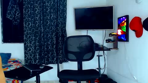 Snapshot of jeffer21_hot chatting on February 20, 2025, 8:17 am jeffer21_hot online show from February 20, 2025, 8:17 am