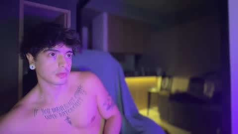 Snapshot of jeffreycoen chatting on October 27, 2025, 2:26 am Jeffrey online show from October 27, 2025, 2:26 am