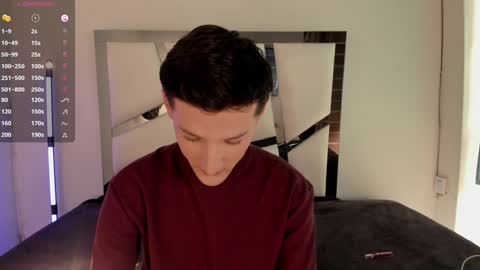 jei_7m online show from December 11, 2024, 6:42 pm