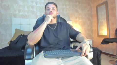 jeicob gagnon online show from December 14, 2025, 12:16 am