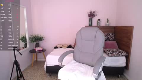 jeinnovemontenegr0 online show from October 21, 2025, 12:06 pm