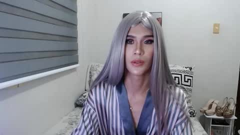 Snapshot of jelayasianxx chatting on February 14, 2025, 4:52 pm Lexie online show from February 14, 2025, 4:52 pm