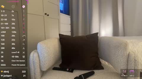 Snapshot of jemma10 chatting on December 18, 2025, 1:06 pm Jem online show from December 18, 2025, 1:06 pm