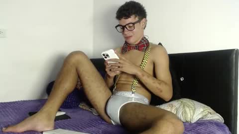 Snapshot of jenfrysuarez chatting on December 1, 2025, 11:32 pm jenfrysuarez online show from December 1, 2025, 11:32 pm