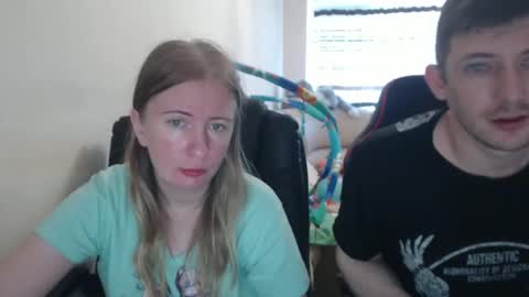 JenisAndPeter online show from September 16, 2025, 6:14 am