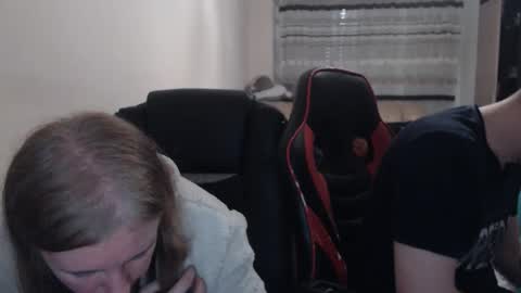 JenisAndPeter online show from October 26, 2025, 7:42 pm